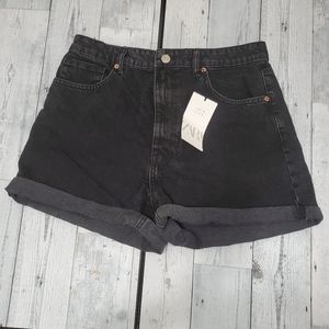 Black Zara shorts size 12